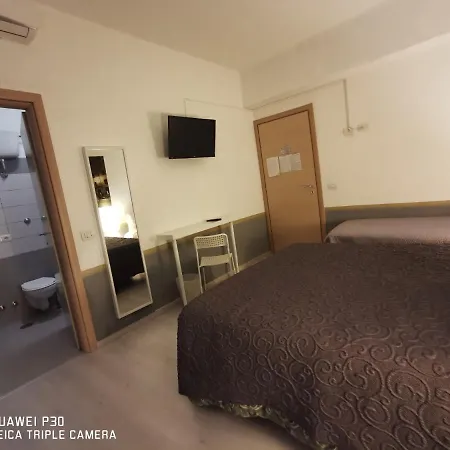 委托里斯旅馆 4*