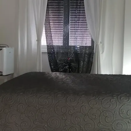 Domus Viatoris בית הארחה